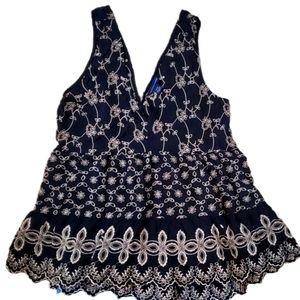 American Eagle black embroidered tank top.